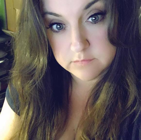 Meet your Posher, Denise - Picture 1 of 1